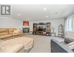 16 ELDERBERRY COURT - 35