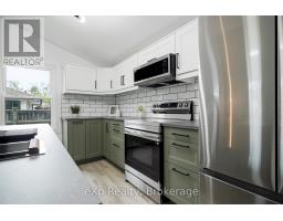 867 DEVINE STREET - 15