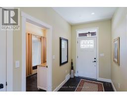 290 SAUGEEN STREET - 15