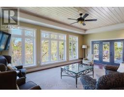 290 SAUGEEN STREET - 27