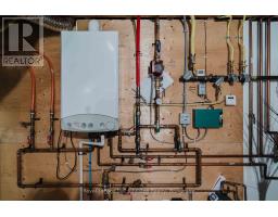 290 SAUGEEN STREET - 41