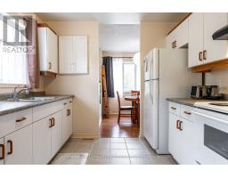 256 HURON STREET - 12