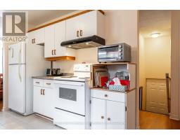 256 HURON STREET - 13