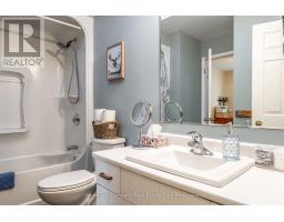 256 HURON STREET - 14