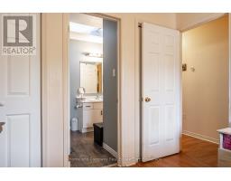 256 HURON STREET - 18