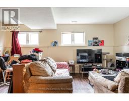 256 HURON STREET - 26
