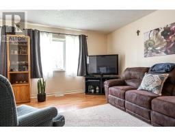 256 HURON STREET - 6