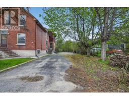 121 ELIZABETH STREET - 8