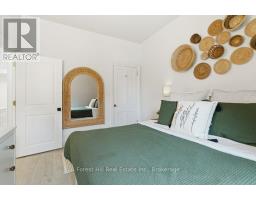 66 ST ANDREWS STREET - 27