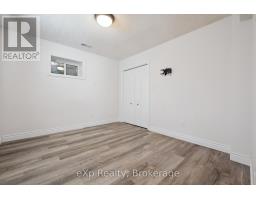 184 STEVENSON STREET N - 27