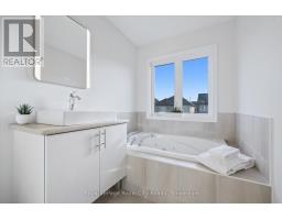 98 KAY CRESCENT - 23
