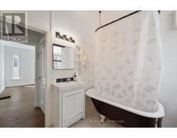 199 NEEVE STREET - 31