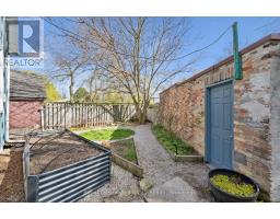 199 NEEVE STREET - 32