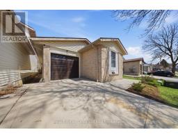 58 LEACOCK AVENUE - 3