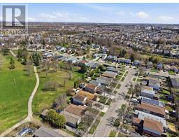 58 LEACOCK AVENUE - 39