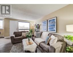303 - 4 AVALON PLACE - 17
