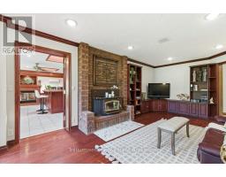 32 SUNSET DRIVE - 11