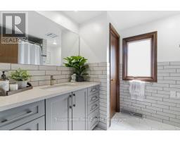 32 SUNSET DRIVE - 23