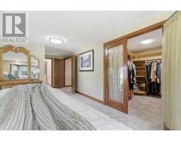 32 SUNSET DRIVE - 30