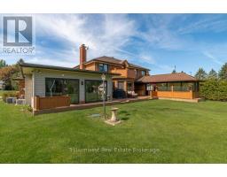 32 SUNSET DRIVE - 42
