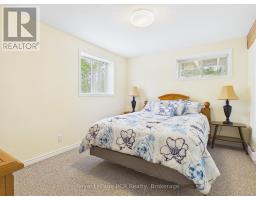 220 SHADYWOOD CRESCENT - 23