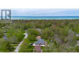 220 SHADYWOOD CRESCENT - 4