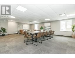 102 - 104 SUMMIT RIDGE DRIVE - 39
