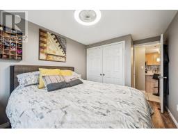 85 - 35 MOUNTFORD DRIVE - 22