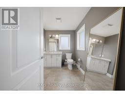 300 HUTTON STREET E - 21