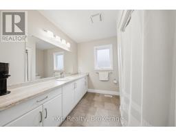 300 HUTTON STREET E - 26
