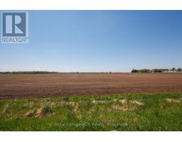 8233 SIDEROAD 30 ROAD - 8