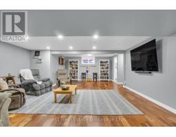 79 SPENCER DRIVE - 17