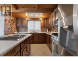 696 JOSEPHINE STREET N - 25