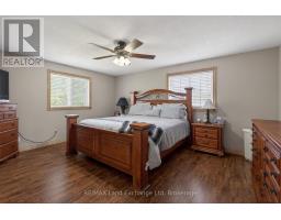 696 JOSEPHINE STREET N - 27