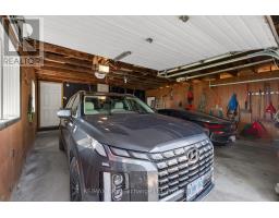 696 JOSEPHINE STREET N - 44