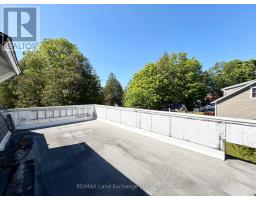66 CHANTRY VIEW DRIVE - 19