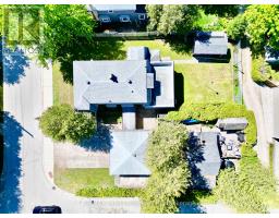 66 CHANTRY VIEW DRIVE - 24