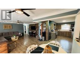 1041 MAIN STREET - 6