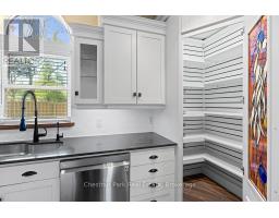 1663 5TH AVENUE E - 15