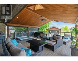 125 FRANCES STREET E - 2