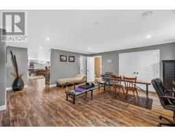 125 FRANCES STREET E - 32