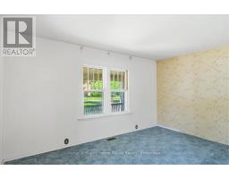 34 CLIFTONVALE AVENUE - 13