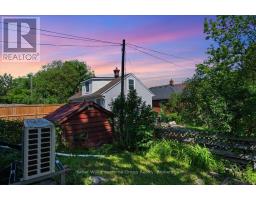 34 CLIFTONVALE AVENUE - 36