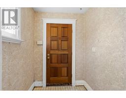 34 CLIFTONVALE AVENUE - 6