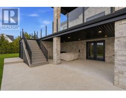 150 LOUISE CREEK CRESCENT - 45