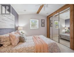 407 TEAK TRAIL - 18
