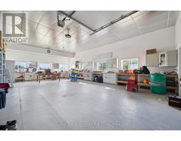 7777 EASTVIEW ROAD - 23