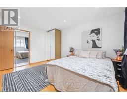 11 VAN HORNE PLACE - 11