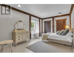 6 MILLRIDGE ESTATE PRIVATE - 25