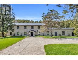 6 MILLRIDGE ESTATE PRIVATE - 40